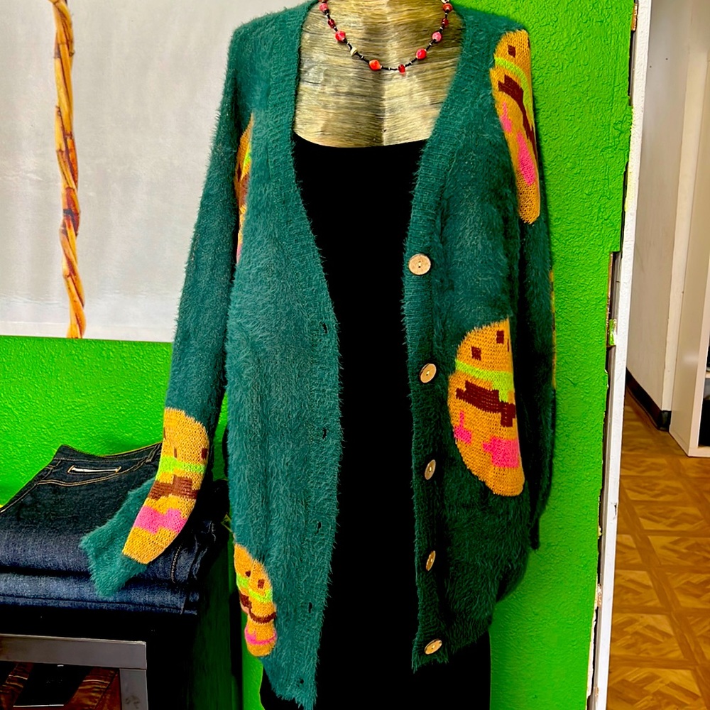 Cardigan sweater